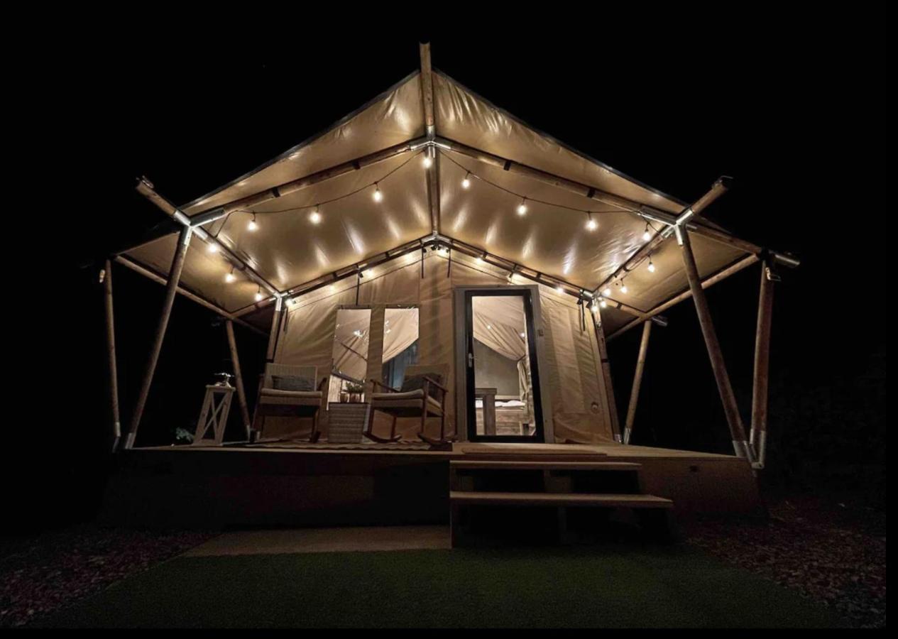 Hotel Firefly Season Glamping Sevierville Exterior foto